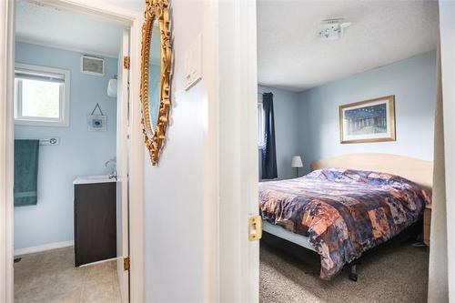 406 St Jean Baptiste St, Winnipeg, MB 