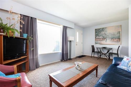 406 St Jean Baptiste St, Winnipeg, MB 
