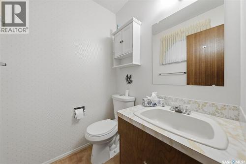 253 Laurentian Drive, Saskatoon, SK 