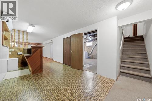 253 Laurentian Drive, Saskatoon, SK 