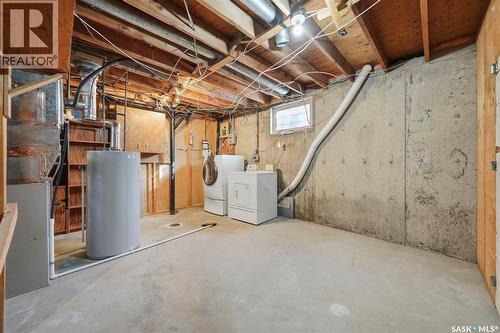 253 Laurentian Drive, Saskatoon, SK 