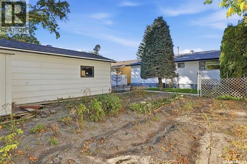 253 Laurentian Drive, Saskatoon, SK 