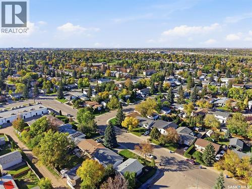 253 Laurentian Drive, Saskatoon, SK 