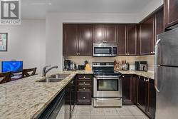 215 - 9255 JANE STREET Vaughan, ON L6A 0K1