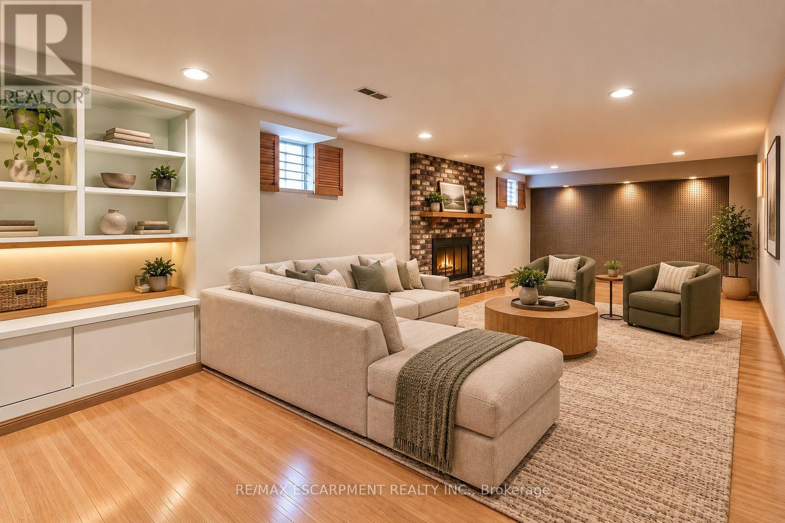 VIRTUALLY STAGED - 1149 Mesa Crescent, Mississauga, ON