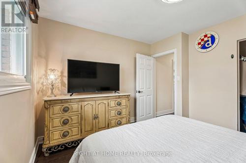 25 Swallow Crescent, Hamilton, ON 