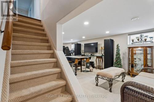 25 Swallow Crescent, Hamilton, ON 