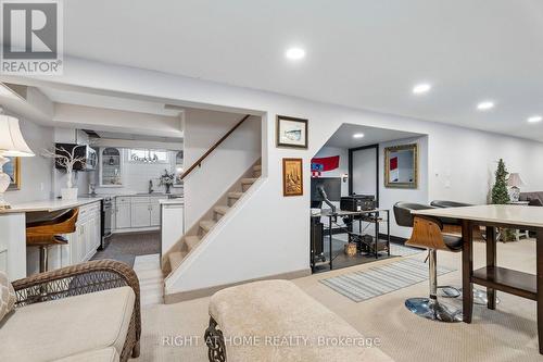 25 Swallow Crescent, Hamilton, ON 