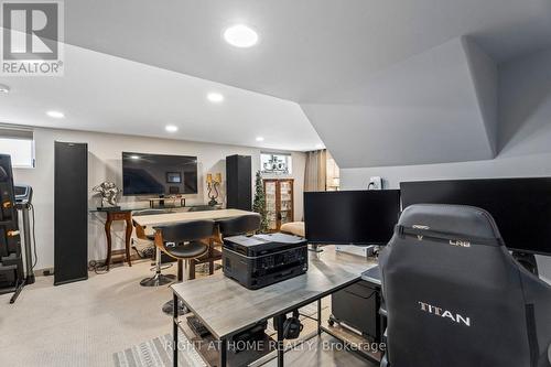 25 Swallow Crescent, Hamilton, ON 