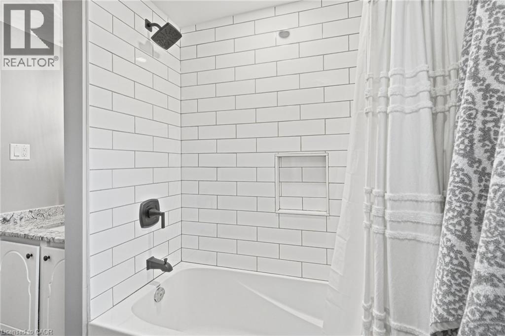 53 Bryna Avenue, Hamilton, ON