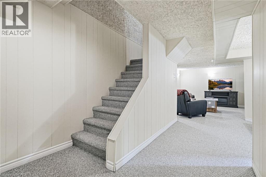53 Bryna Avenue, Hamilton, ON