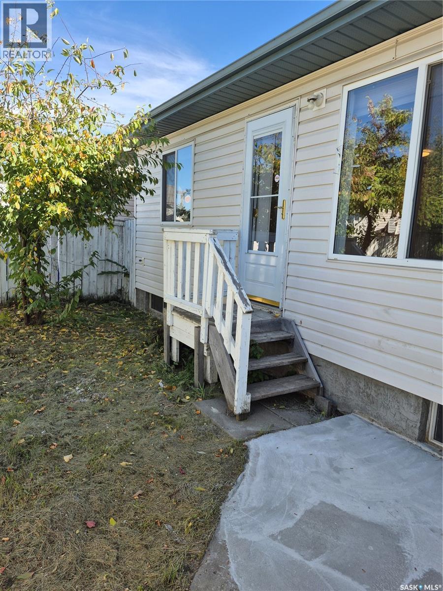 21 143 Gropper Crescent, Saskatoon, SK