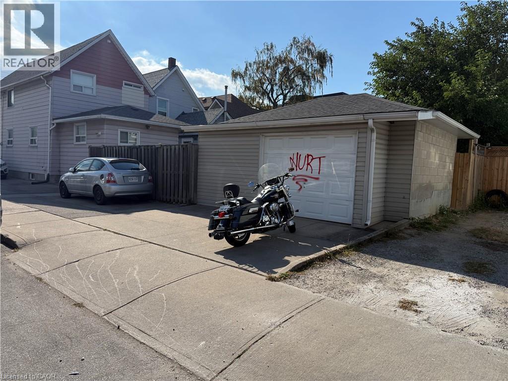 405 Cannon Street E, Hamilton, ON