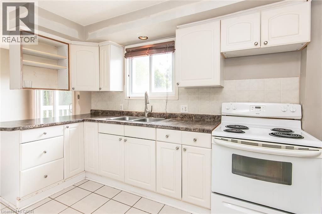 157 Old Carriage Drive, Kitchener, ON
