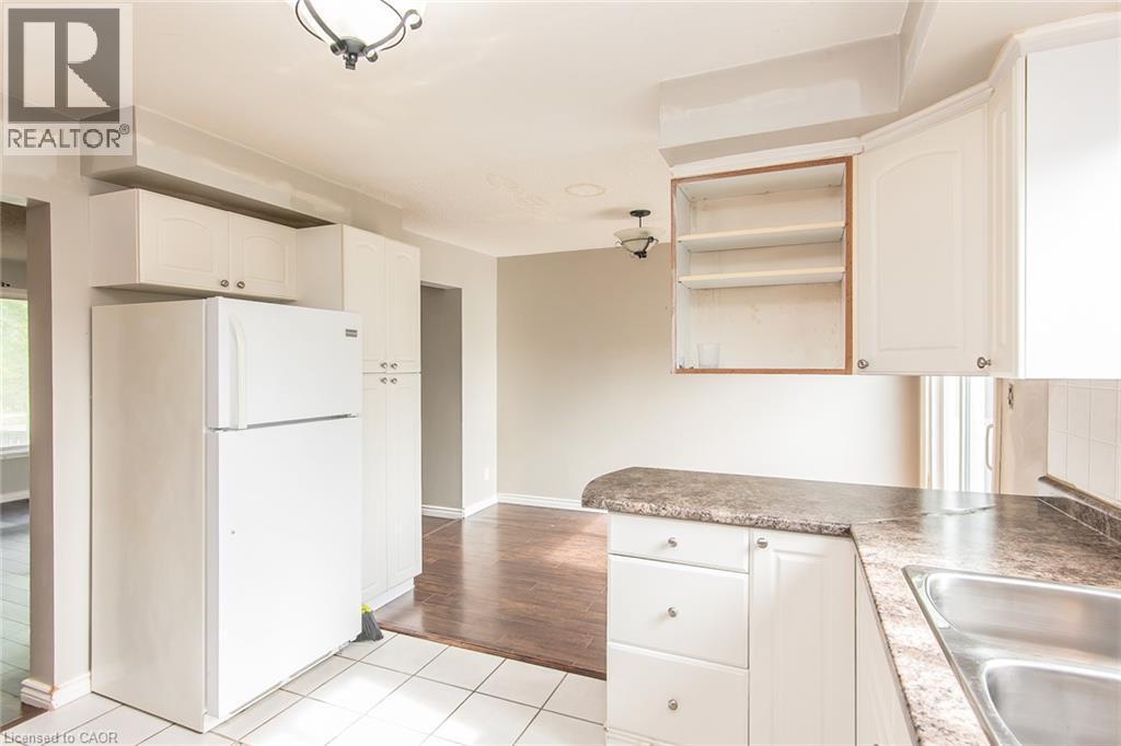 157 Old Carriage Drive, Kitchener, ON