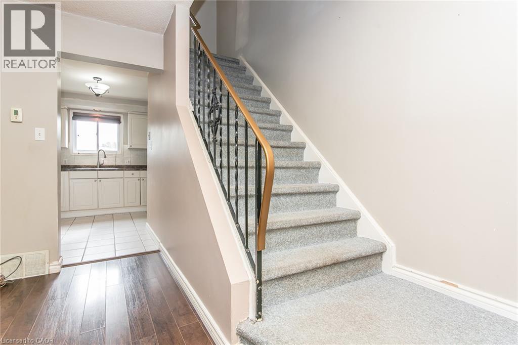 157 Old Carriage Drive, Kitchener, ON