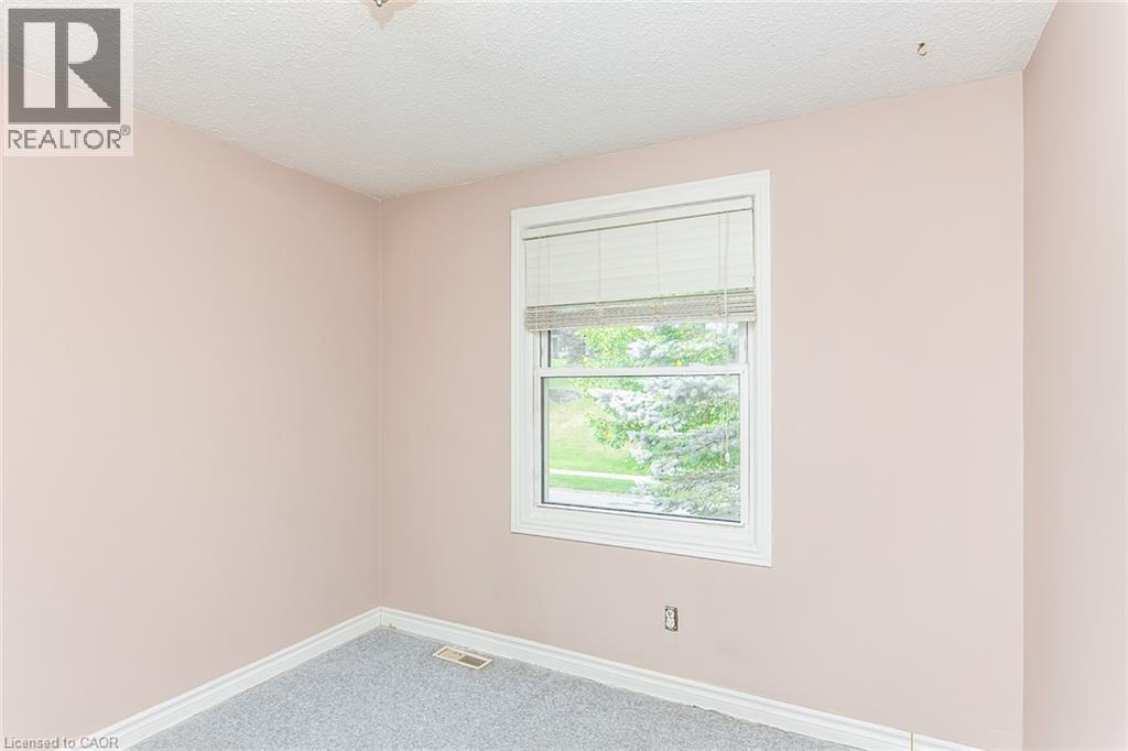 157 Old Carriage Drive, Kitchener, ON