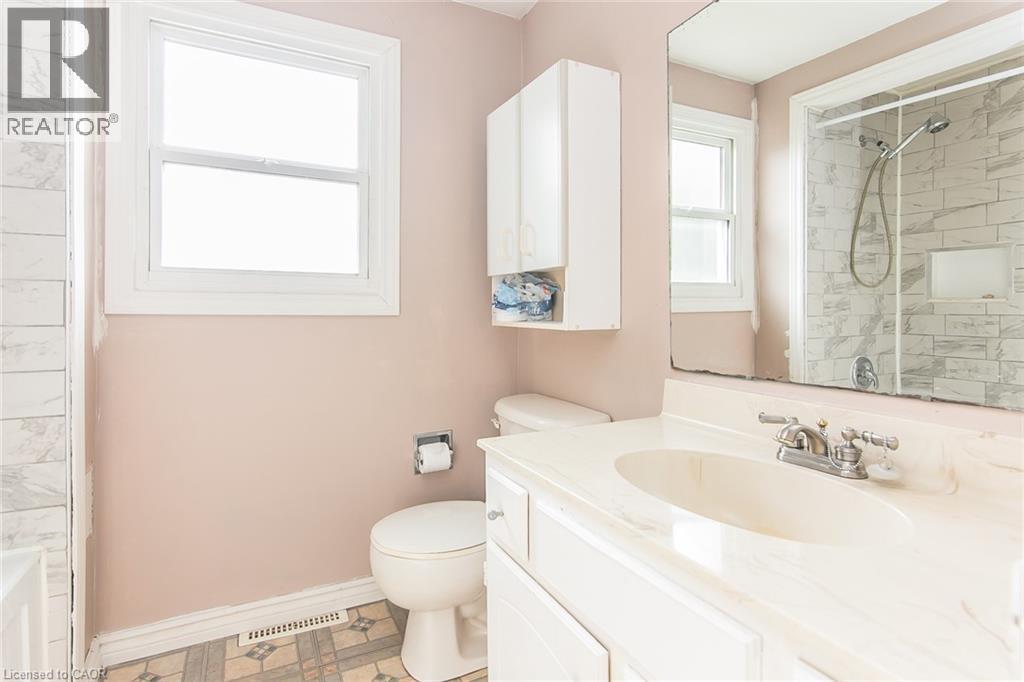 157 Old Carriage Drive, Kitchener, ON
