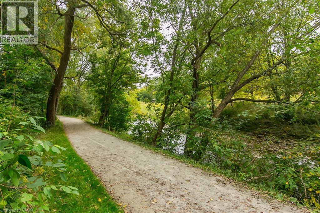 157 Old Carriage Drive, Kitchener, ON