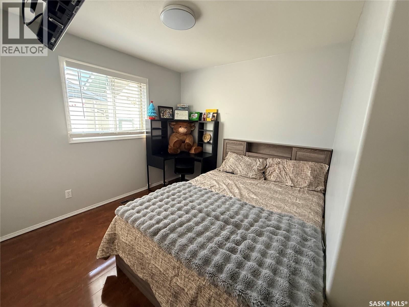 119 Hall Crescent, Saskatoon, SK