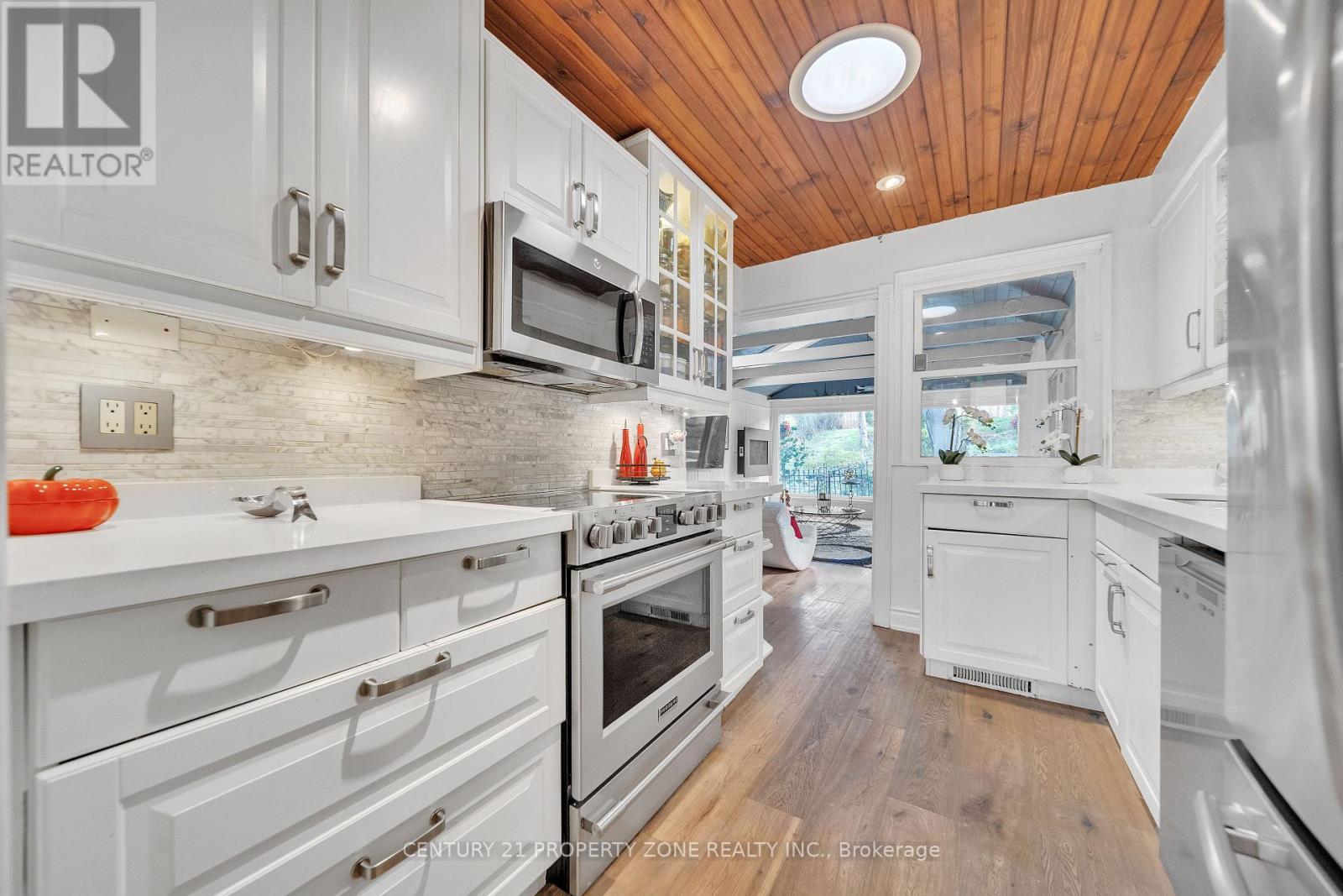 122 Vista Boulevard, Mississauga, ON