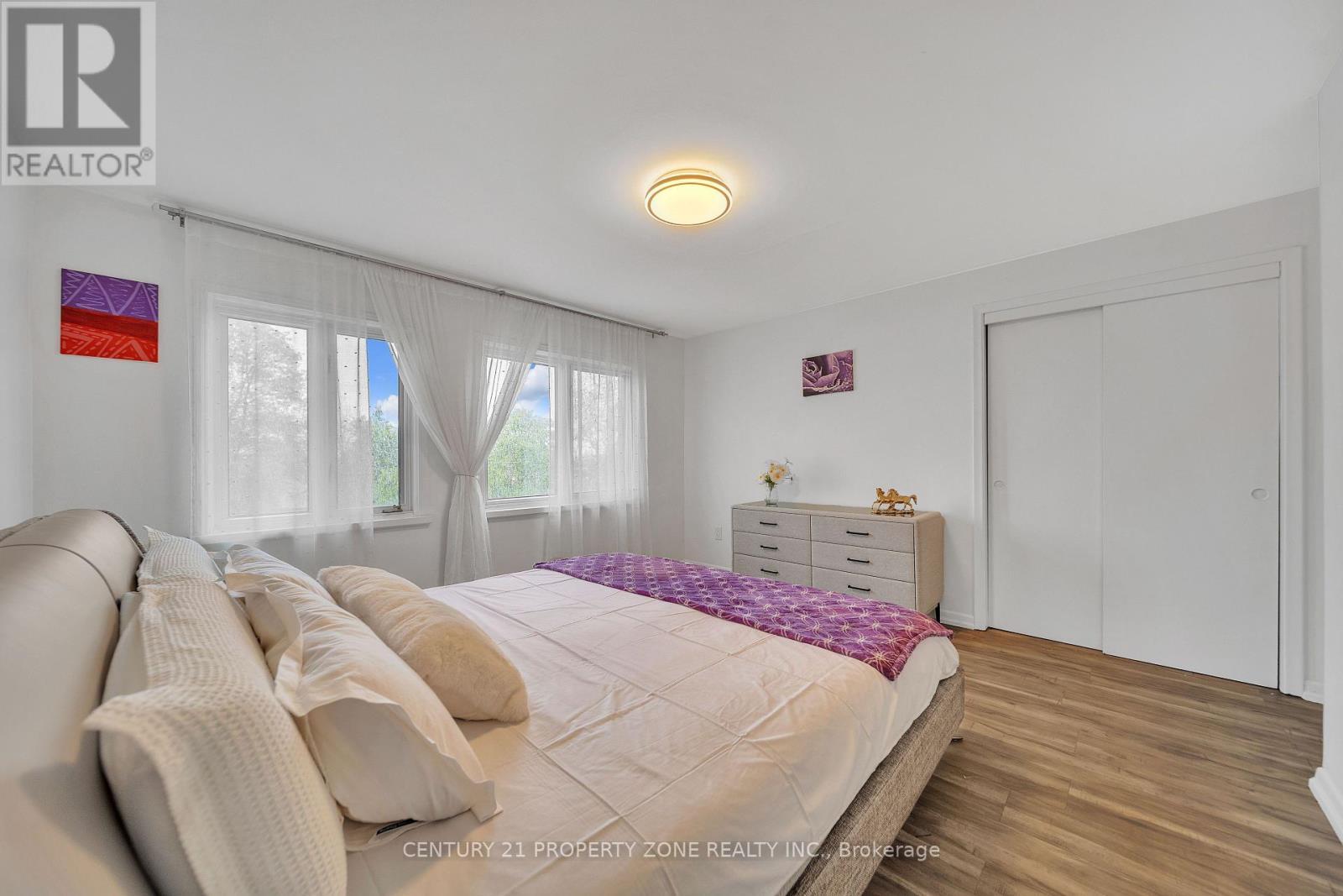 122 Vista Boulevard, Mississauga, ON