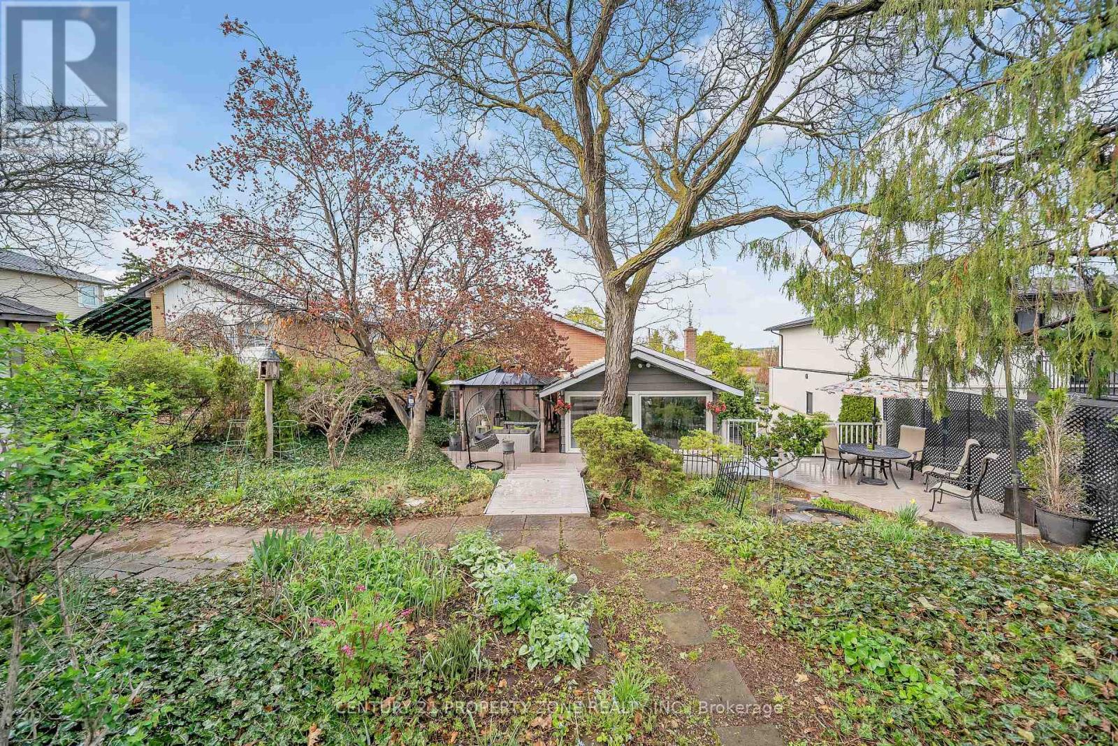 122 Vista Boulevard, Mississauga, ON