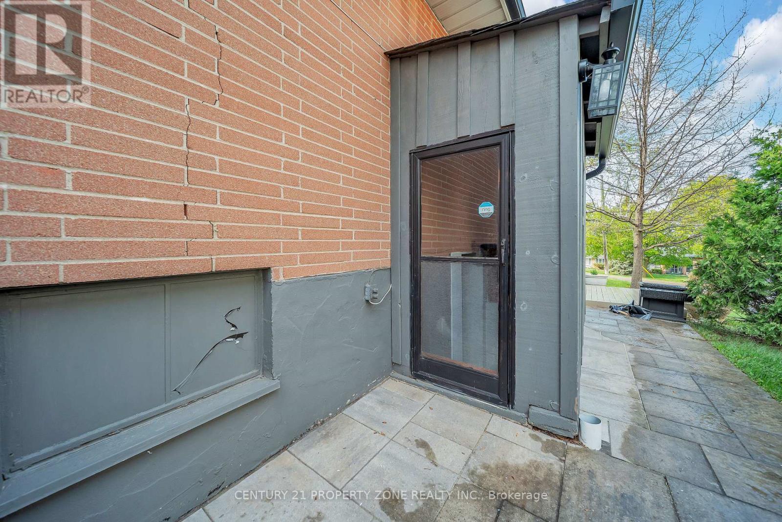122 Vista Boulevard, Mississauga, ON