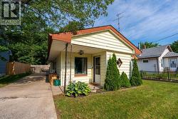 1107 Colborne ROAD Sarnia, ON N7V 3K8