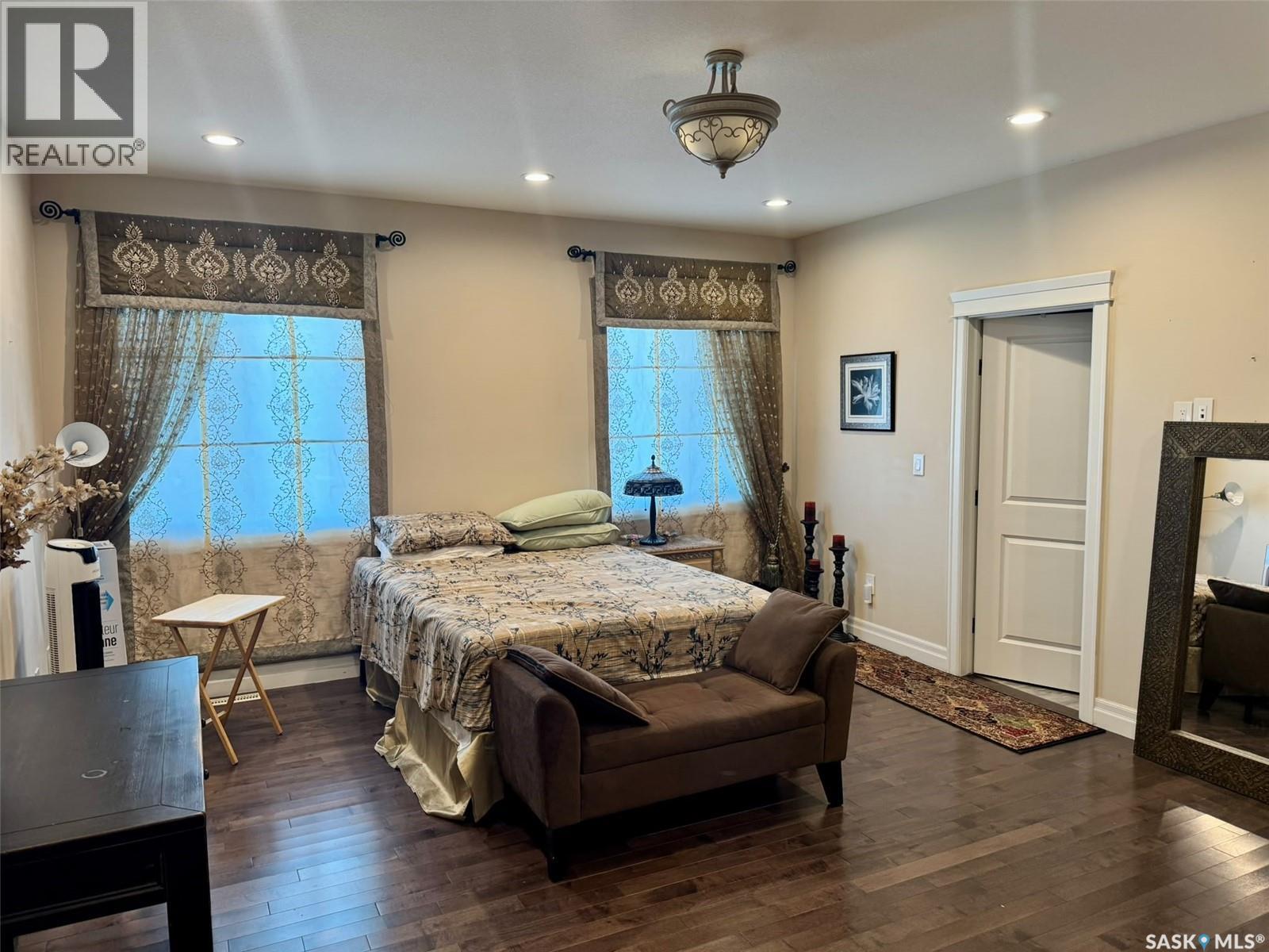 319 Roy Crescent, Saskatoon, SK