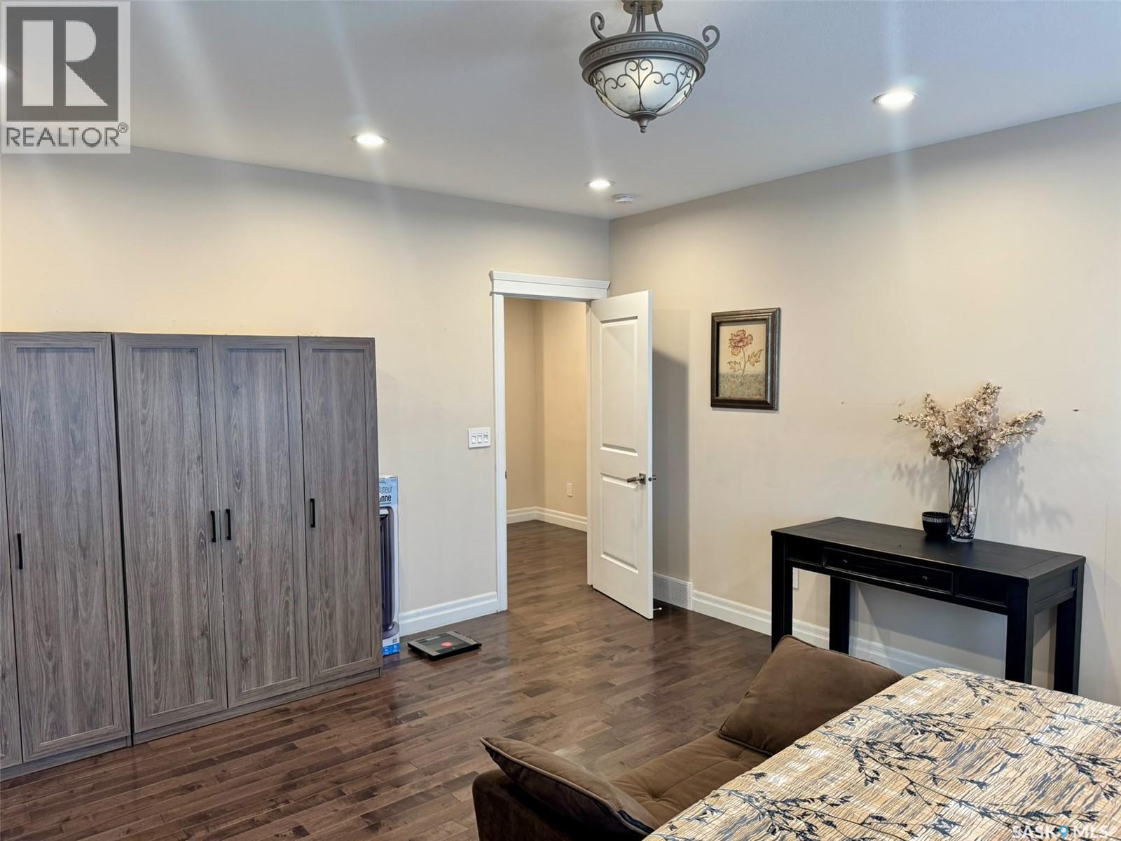 319 Roy Crescent, Saskatoon, SK