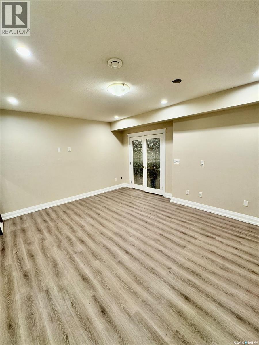 319 Roy Crescent, Saskatoon, SK