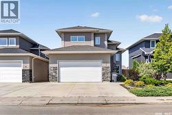 230 Gillies STREET  Saskatoon, SK S7V 0A7
