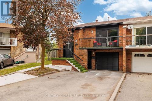 15 LADY STEWART BOULEVARD  Brampton, ON L6S 3Y2