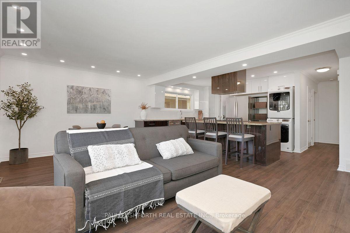Living Room/ Kitchen - 2160 Lambeth Walk, Ottawa, ON