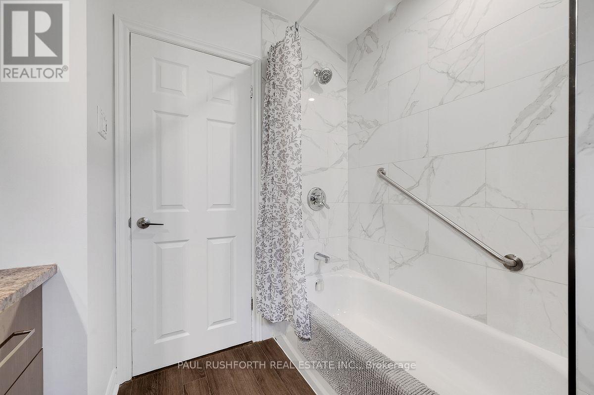 4 Piece Bathroom - 2160 Lambeth Walk, Ottawa, ON
