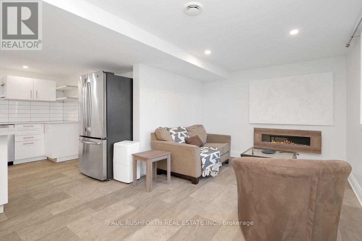 Lower Unit-Living Room - 2160 Lambeth Walk, Ottawa, ON