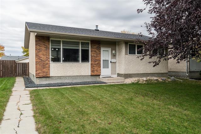 71 Rougeau Ave, Winnipeg, MB