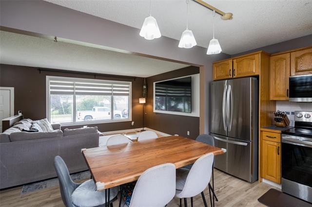 71 Rougeau Ave, Winnipeg, MB