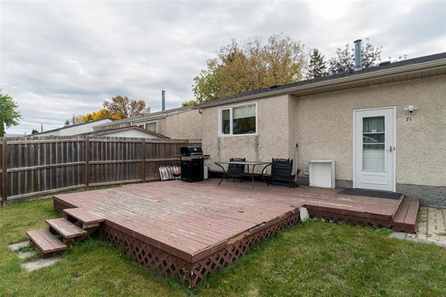 71 Rougeau Ave, Winnipeg, MB