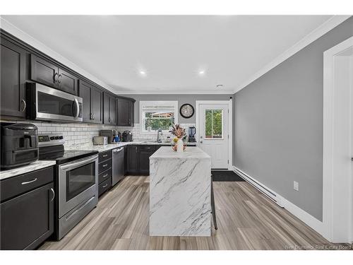 43 Eatman Ave, Fredericton, NB 