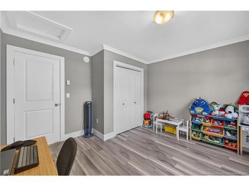 43 Eatman Ave, Fredericton, NB 