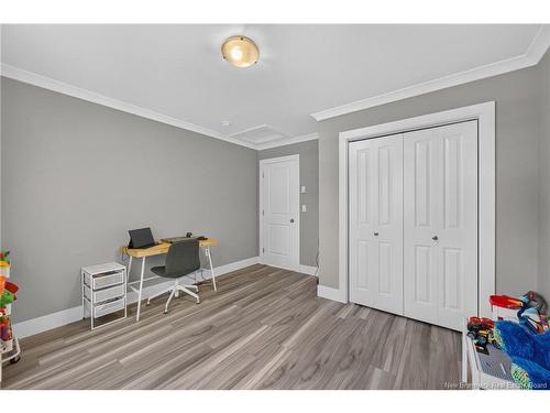 43 Eatman Ave, Fredericton, NB 