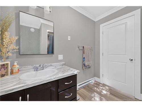 43 Eatman Ave, Fredericton, NB 