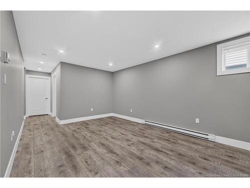 43 Eatman Ave, Fredericton, NB 