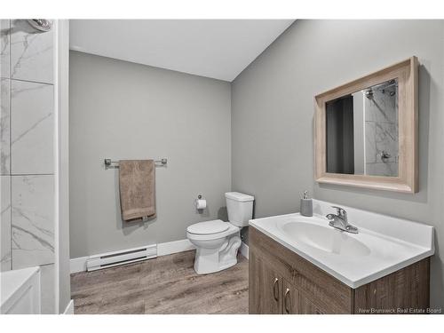 43 Eatman Ave, Fredericton, NB 