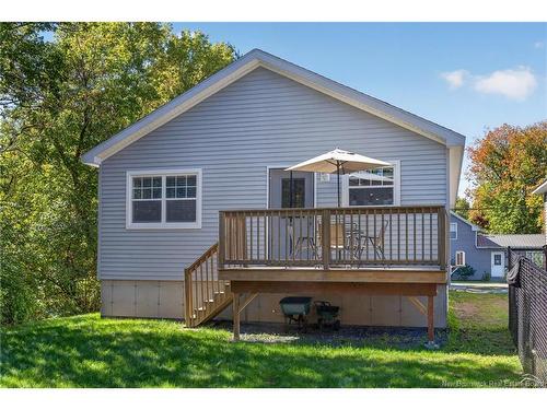 43 Eatman Ave, Fredericton, NB 