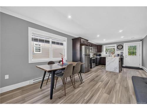 43 Eatman Ave, Fredericton, NB 