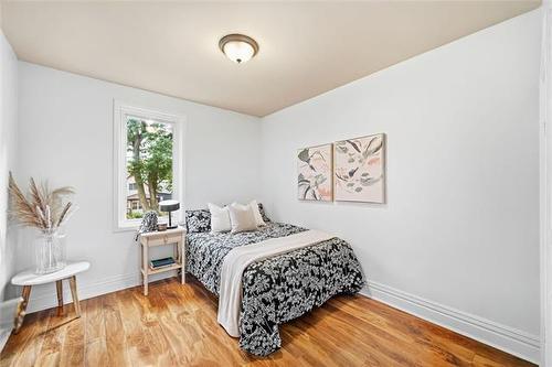 745 Warsaw Ave, Winnipeg, MB 