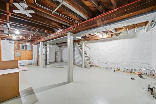 745 Warsaw Ave, Winnipeg, MB 
